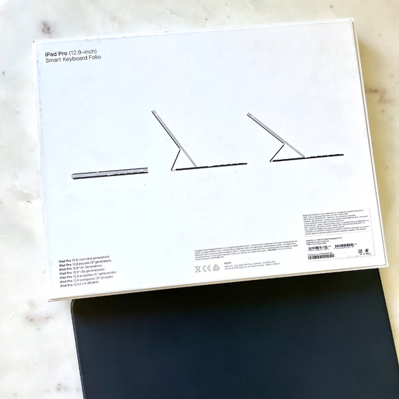 Apple IPad Pro Smart Keyboard Folio 12.9” 3rd Generation - Picture 12 of 16